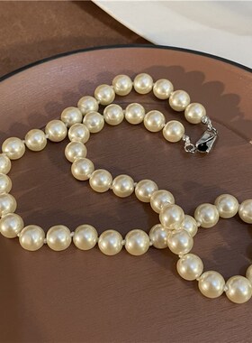 正圆强光仿珍珠项链女百搭气质高级感毛衣链轻奢复古多巴胺饰品