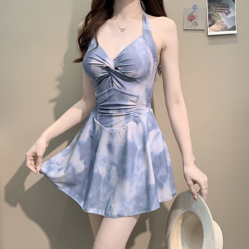 泳衣女夏2024新款扎染连体平角裙式遮肉显瘦长袖带罩衫保守泡温泉