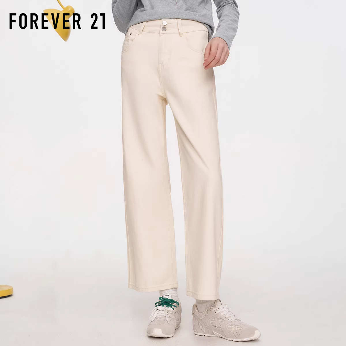 FOREVER21宽松中腰米白色牛仔裤