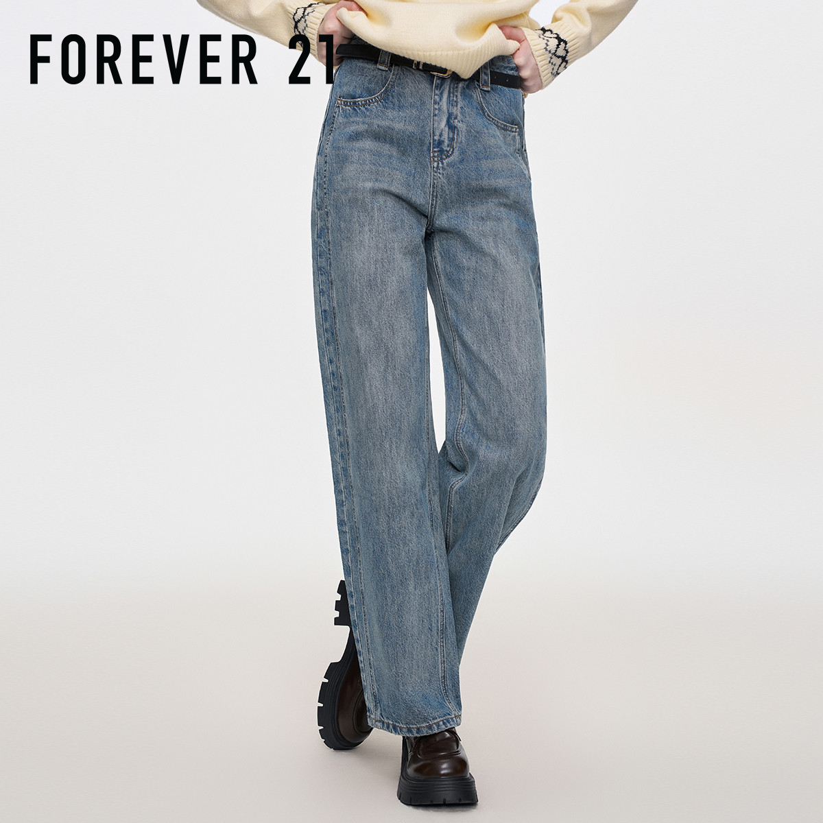 FOREVER21复古蓝直筒牛仔裤