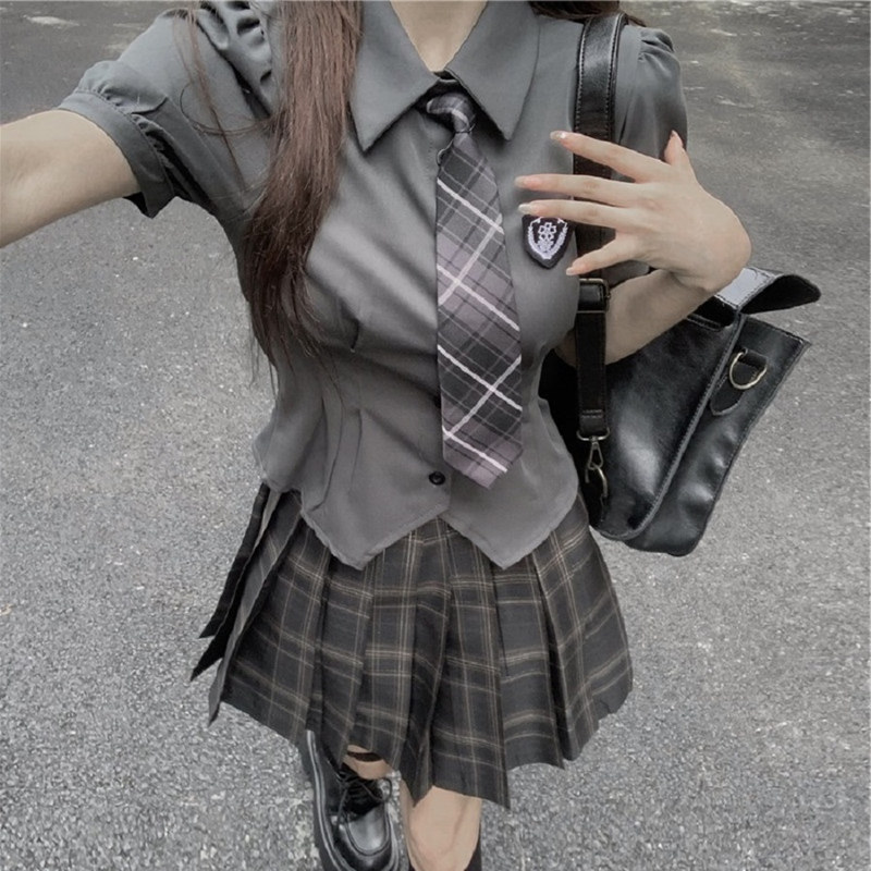 大尺码胖mm甜辣学院风短款收腰衬衫格纹百褶裙女辣妹显瘦Xjk制服