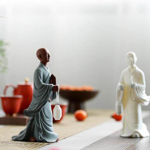 陶瓷提灯小僧茶桌书房办公室桌面禅意小和尚工艺品博古架装饰摆件