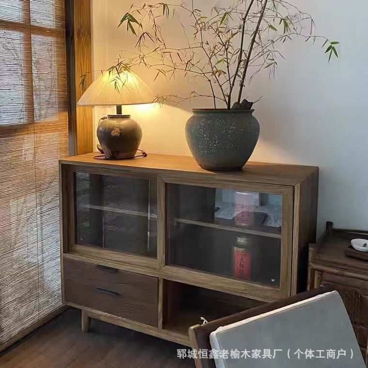 侘寂风实木玄关柜民宿酒店多用推拉门储物柜老榆木餐边柜茶水柜图片