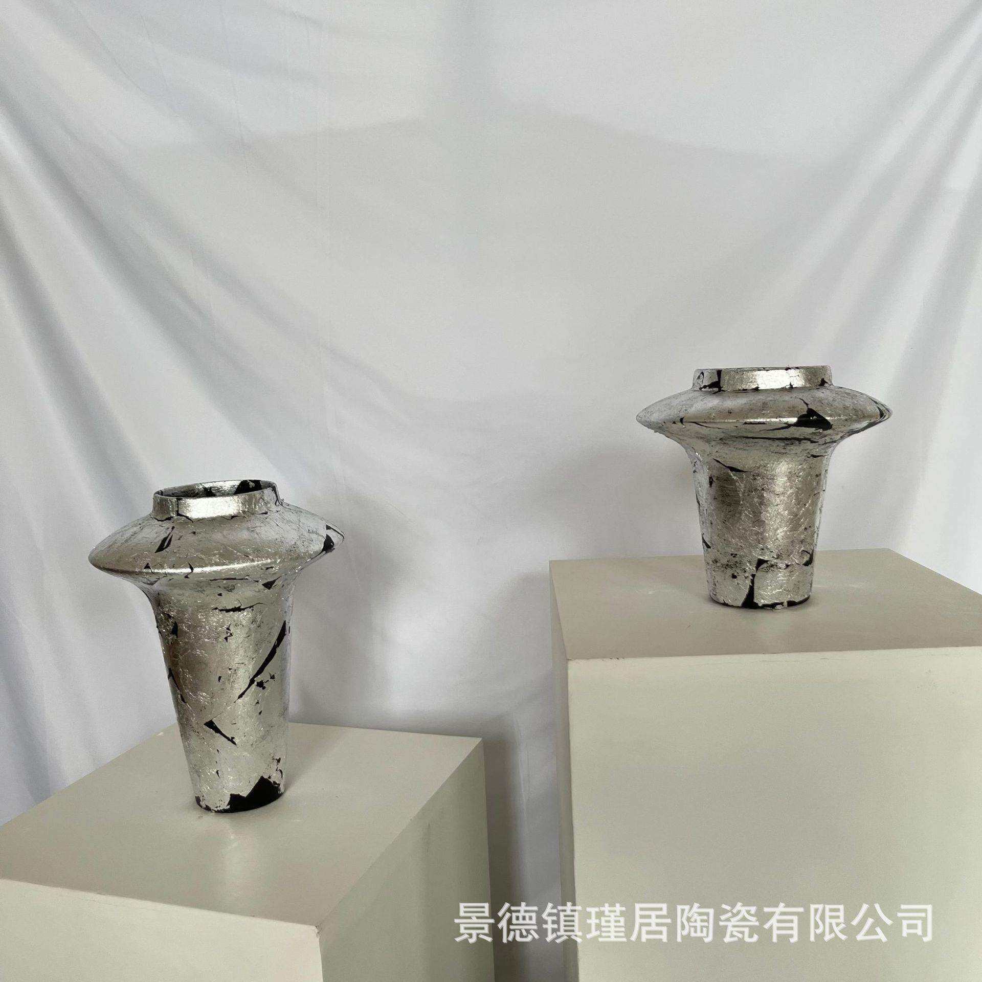 轻奢风手作陶瓷花器银箔极简风软装搭配异形创意台面花瓶摆件