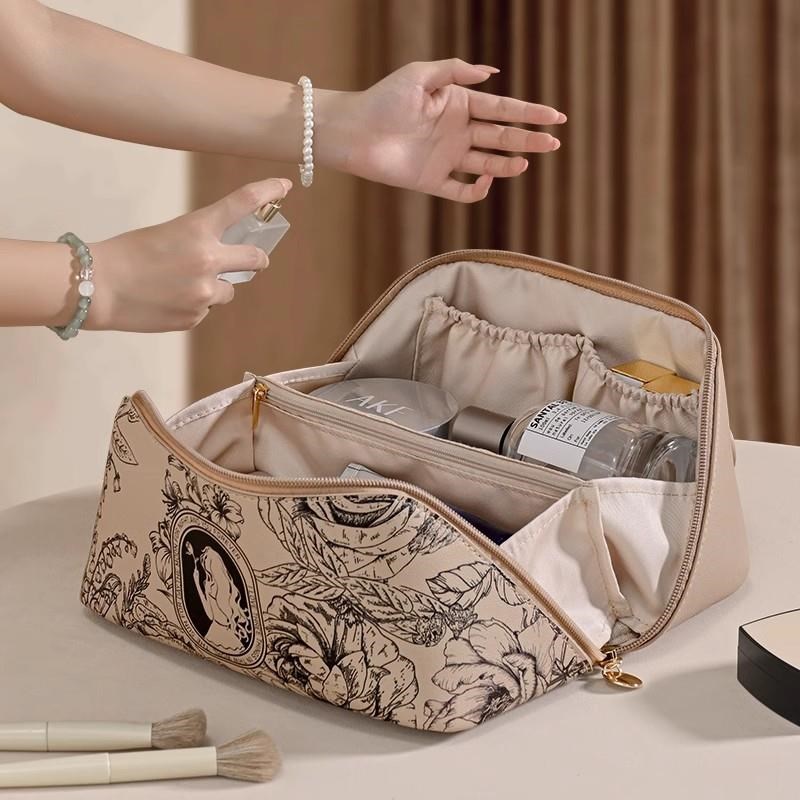 法式化妆包女大容量2024新款便携式高级网红旅行化妆品洗漱收纳袋