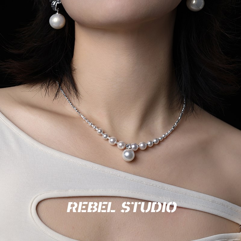 正圆珍珠项链配饰女款强光锁骨链气质高级感轻奢时尚百搭个性颈链