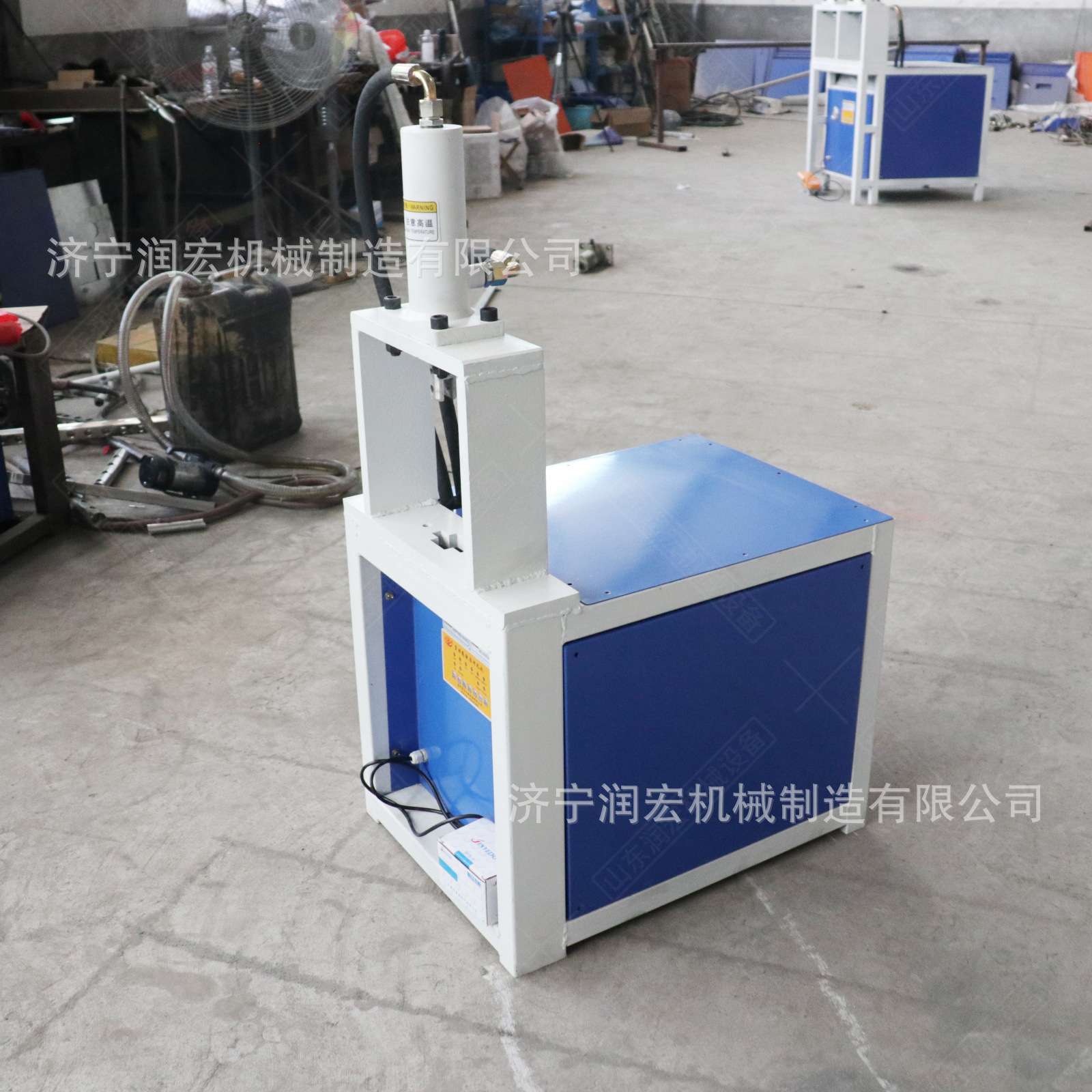 金属管材立式液压冲孔机80缸径不锈钢管圆孔方孔角铁自动冲孔机