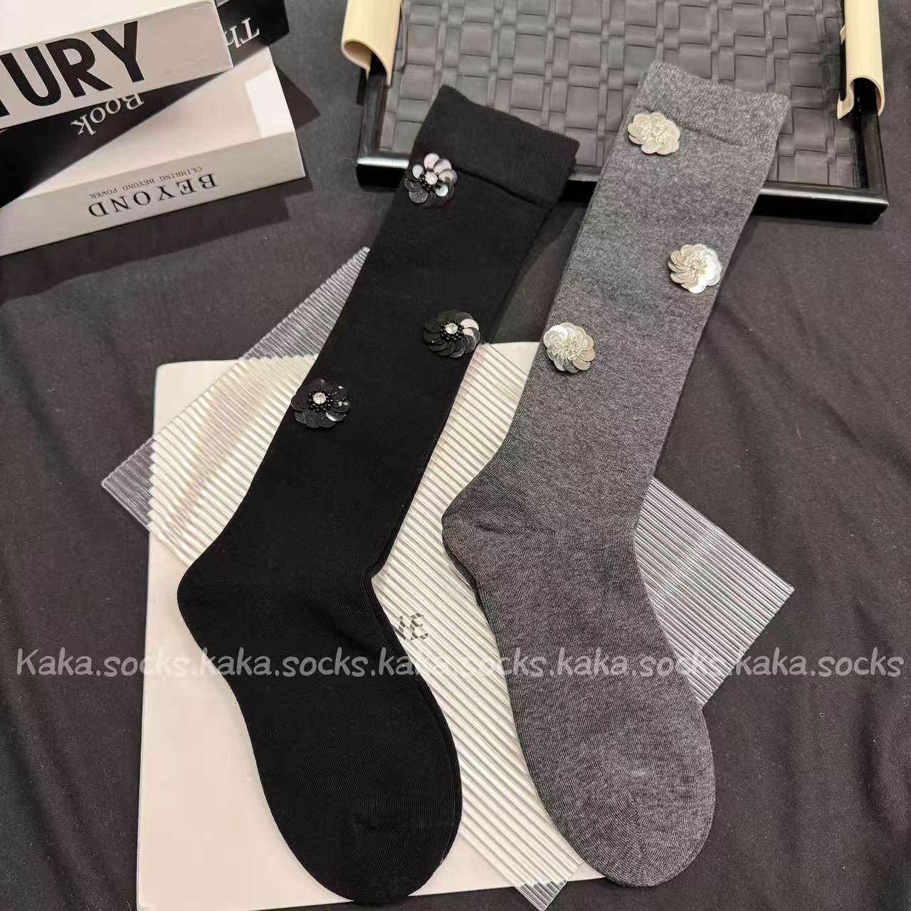 欧货重工立体亮片花朵压力小腿袜ins小众设计感显瘦走秀洋气高奢,女士内衣/男士内衣/家居服,中筒袜,淘宝优惠券,粉丝福利购,淘宝优惠卷