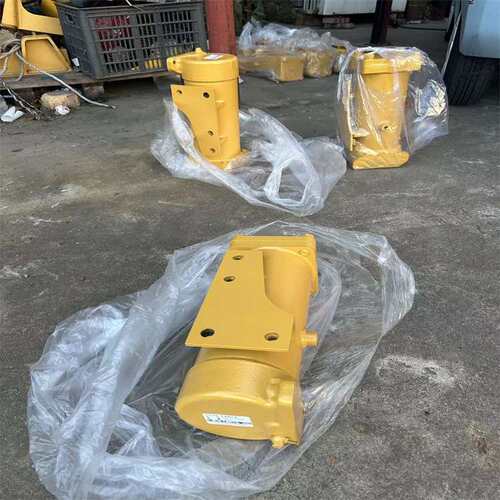 PC300挖掘机配件 21T-01-11150发动机缓冲垫 减震垫