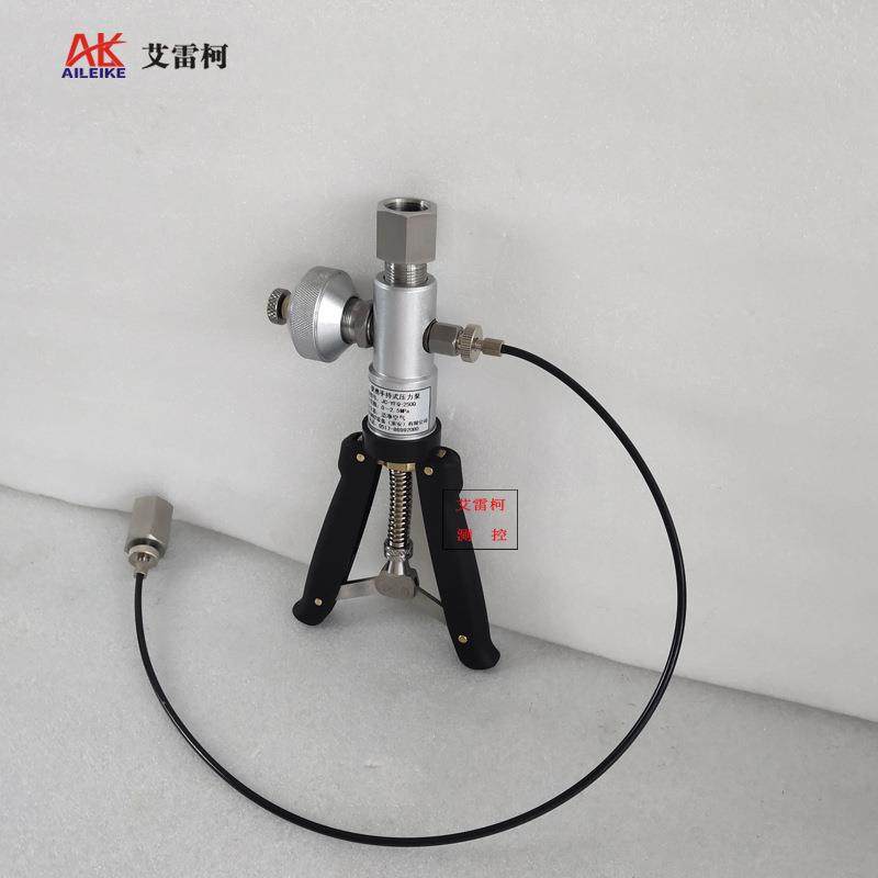 手持压力泵JC-YFQ-250Q手钳压力泵便携式手握气压压力源气压泵