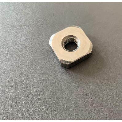 410不锈钢非标四方螺母 23.77x23.77内8.89 厚7.79