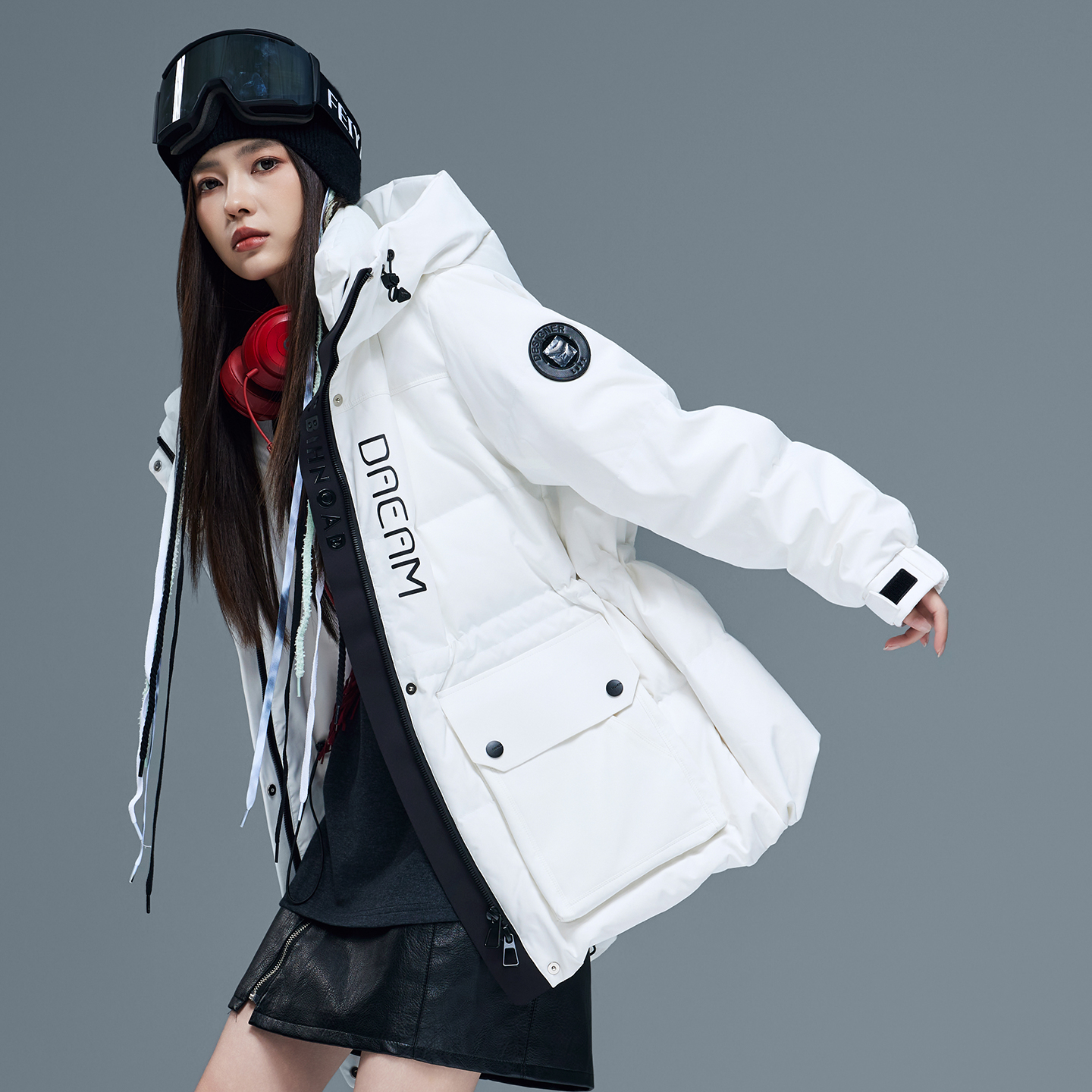 朗曼笛工装羽绒服女中长款加厚连帽上衣2025冬季新款通勤鸭绒外套