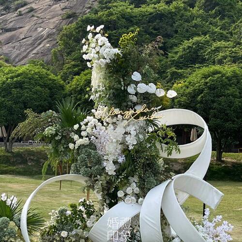 婚庆阳光板自由曲线波浪弧形螺旋百变造型婚礼堂布置道具吊顶装饰