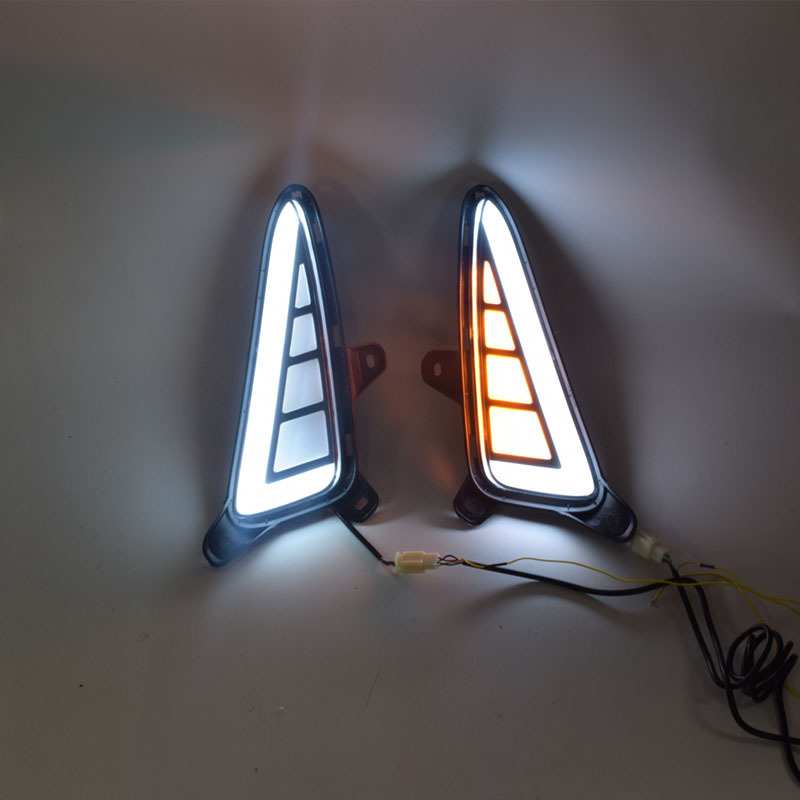 适用于丰田CHR日行灯17-18款CHR改装LED日间行车灯前雾灯带转向