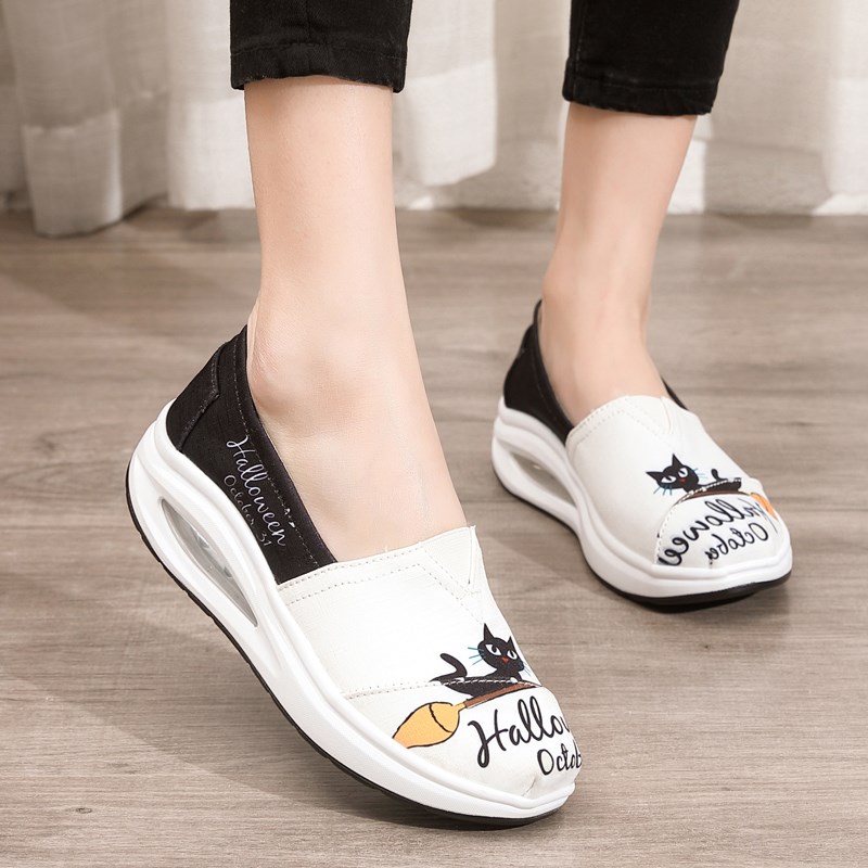 夏季薄款a一脚蹬软底防滑透气懒人妈妈鞋增高厚底坡跟涂鸦摇摇鞋