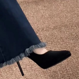 新款黑色防水台高跟鞋女高级感设计法式绒面细跟单鞋小个子不累脚