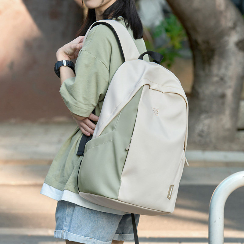 韩版双肩包女背包大学生书包高级感小众大L容量通勤包电脑包旅行