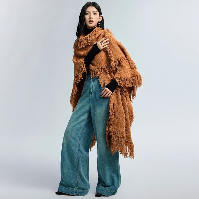 废土风披肩外搭女2024新款秋冬厚长款时尚慵懒软糯流苏口袋大斗篷