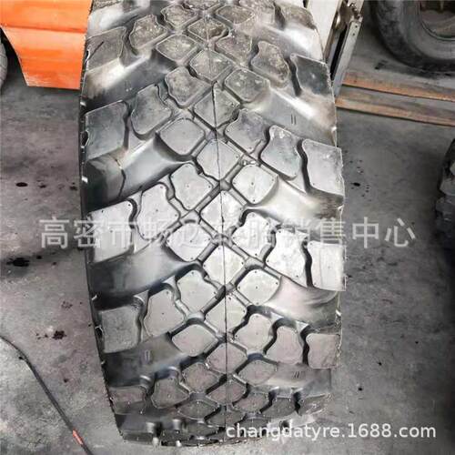 销售1200X500-508 工程l轮胎 E-2L越野花纹炮车轮胎 1200*500-508