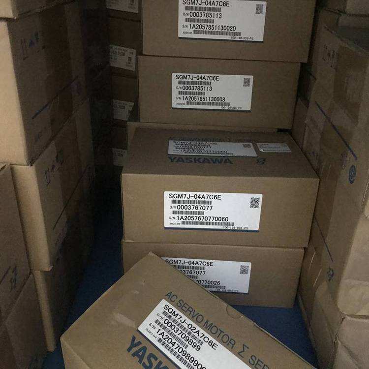 安川伺服电机SGM7J-01/02/04/08AFC6S/A7C6E/SGD7S-1R6A00/A1