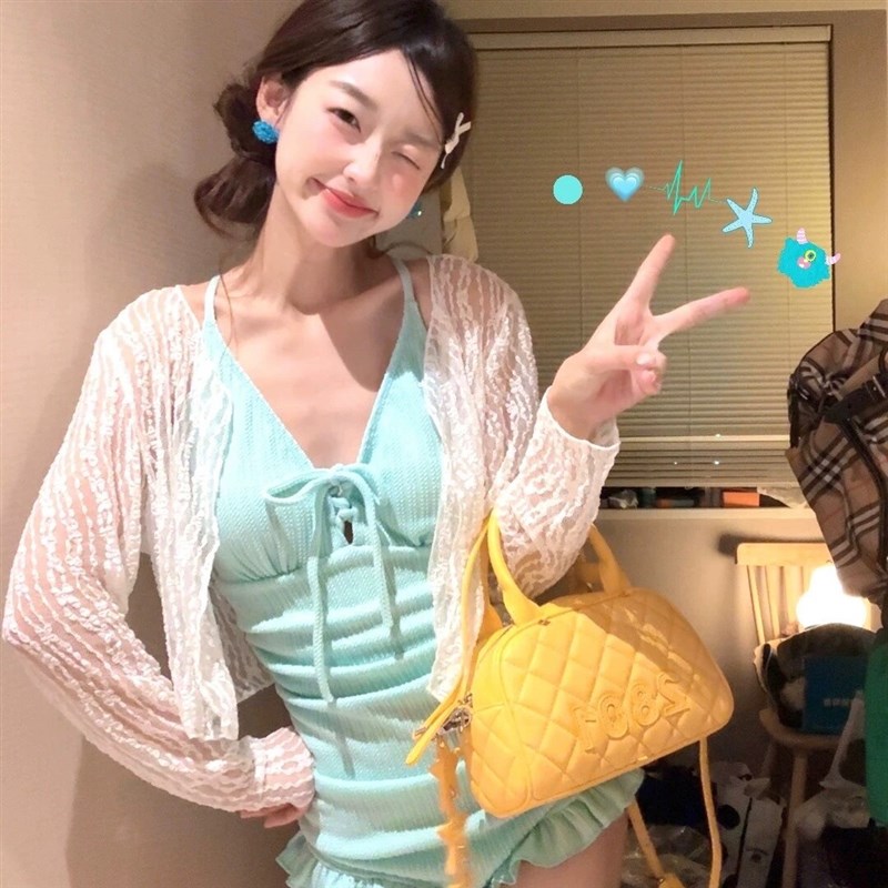 【薄荷糖】e新款连身泳衣女遮肚显瘦保守长袖蕾丝罩衫荷叶边美