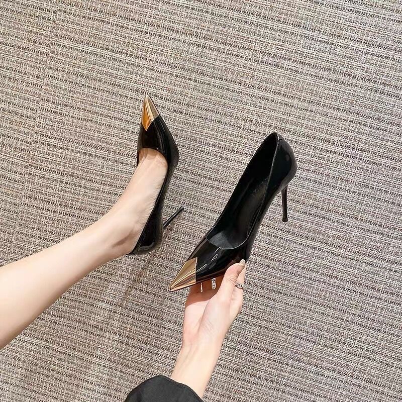 小码313233法式黑色高跟鞋女2024新款金属尖头细跟单鞋大码41一43