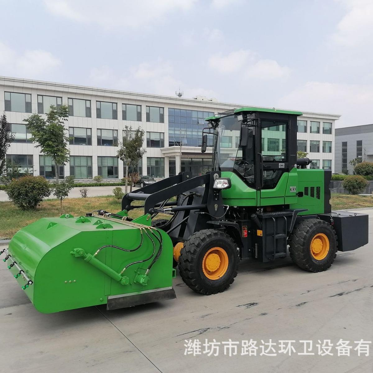 装载机扫路机操控性较好灵巧便捷大型工地扫地车清扫石子灰尘