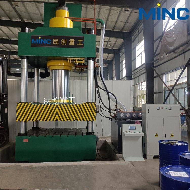 曲轴热压成型机1500T四柱式液压机轮毂轮辐热锻机1000T门板压花机