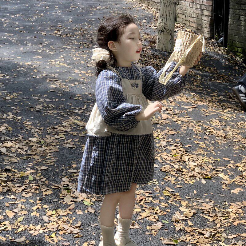 女童连衣裙套装秋2024女孩森系叠穿罩衫上衣两件套韩版复古格子裙