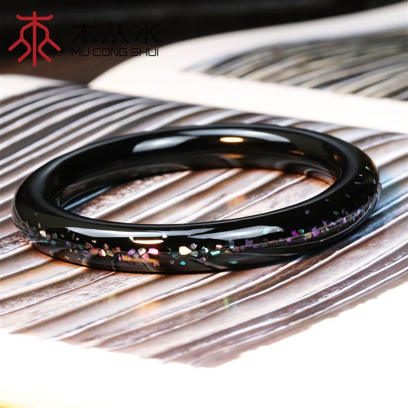 定制接单中 黑底螺钿镶嵌大漆手镯点螺工艺