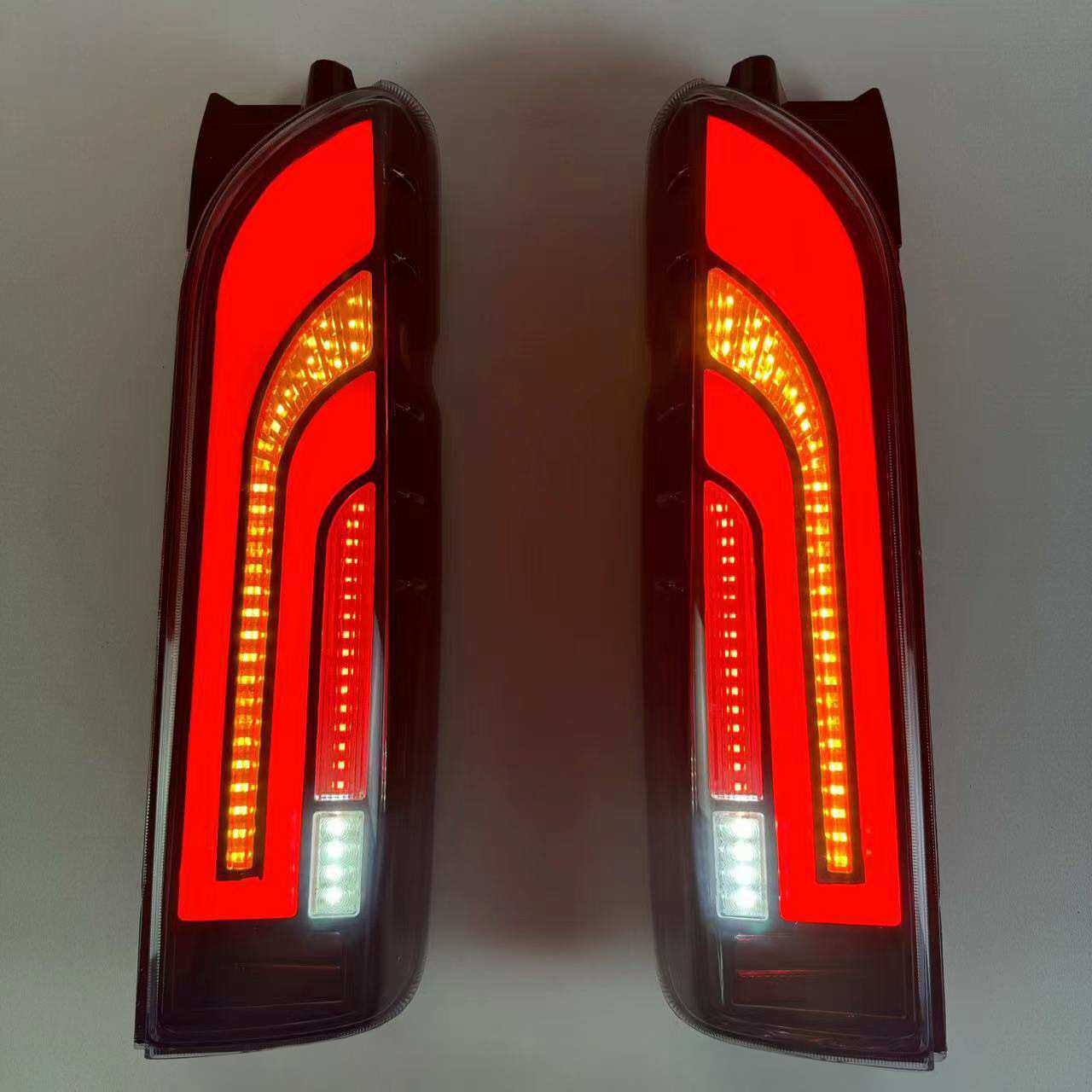 适用于丰田05-18款海狮hiace200系LED尾灯后杠倒车灯转向灯刹车灯