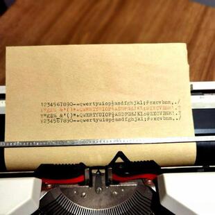 老式打字打印打印书房火锅机械打字练习印书复古打印机文版印