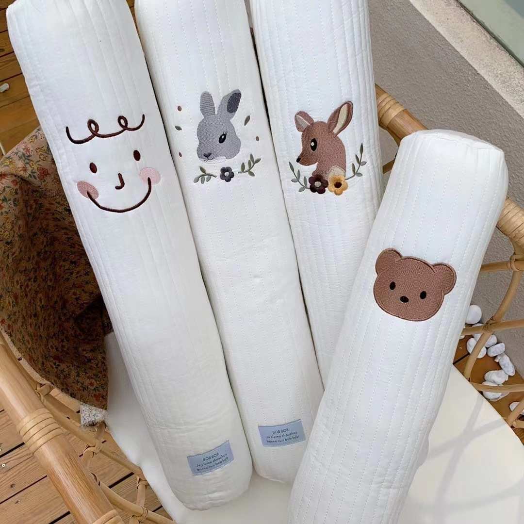 水洗棉卡通宝宝安全防撞枕长方形圆柱形纯棉抱枕含芯侧睡挡枕