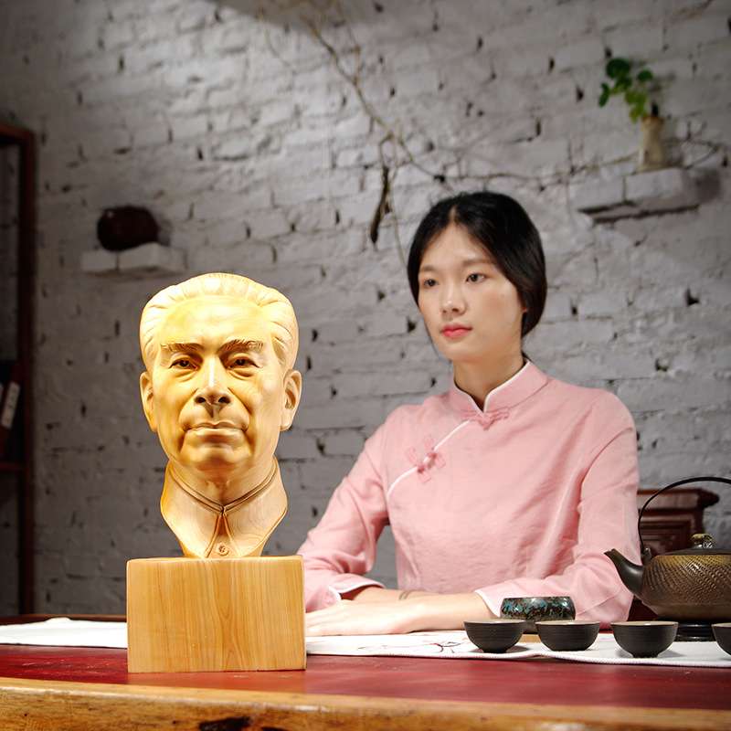 崖柏木雕人物雕像周恩来半身像摆件实木家居办公室装饰工艺品送礼