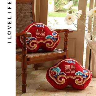 新款同心锁抱枕结婚一对压床红色喜字婚庆婚房布置结婚用品