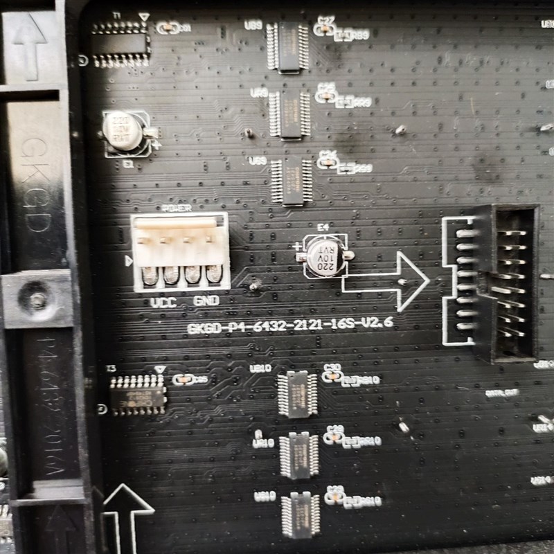 二手.GKGD-P4-6432-2122-16S-V2.6全彩芯片ICN2027 货架128A193