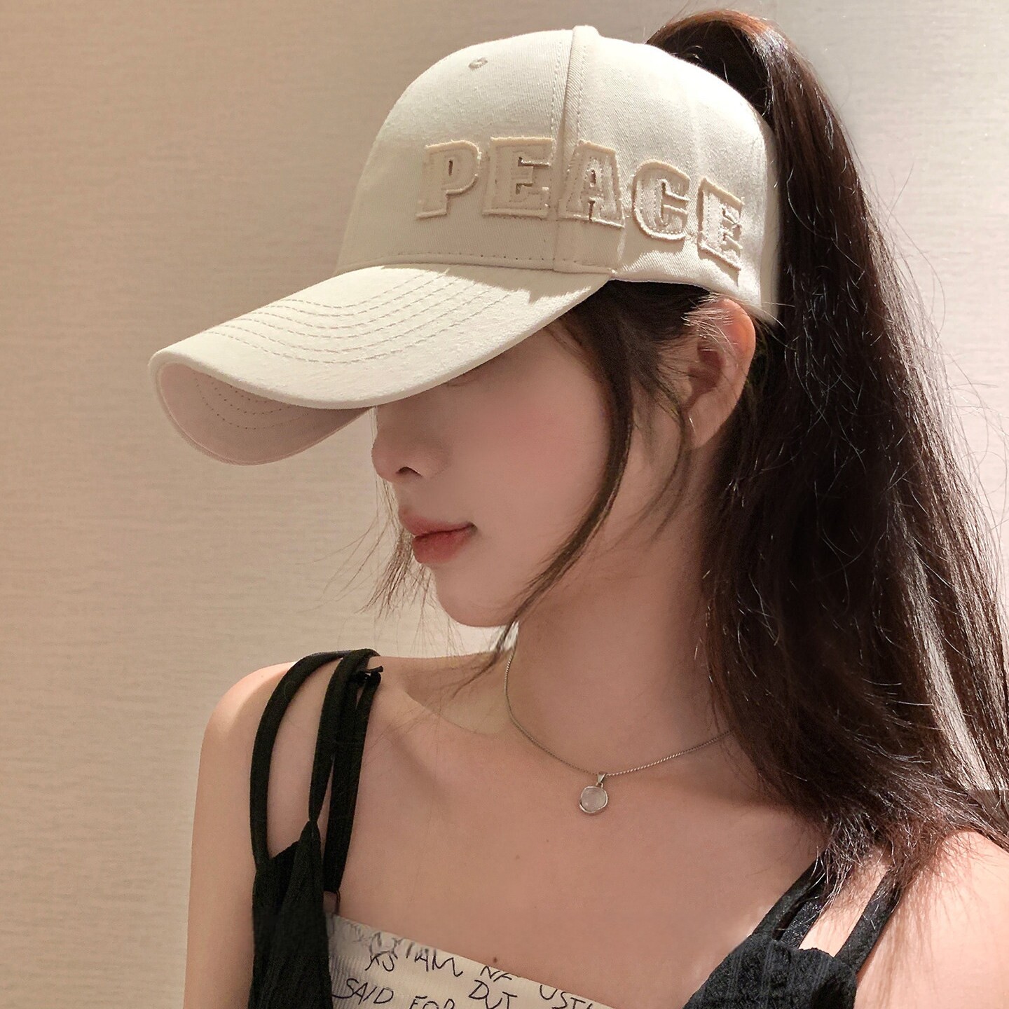 米色棒球帽女2026新款可扎高马尾空顶帽显脸小硬顶鸭舌帽大头围帽