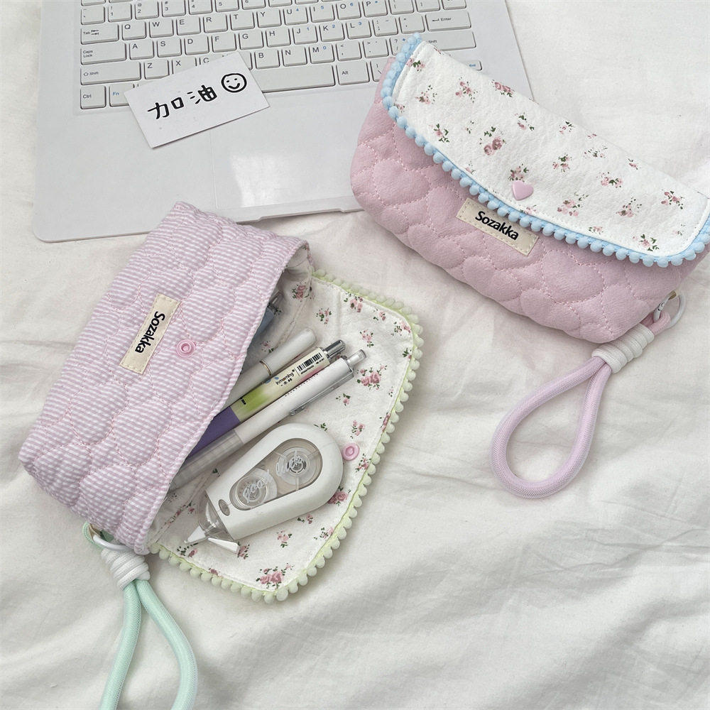 2025新款笔袋收纳包女高颜值多功能大容量学生韩系ins碎花文具盒