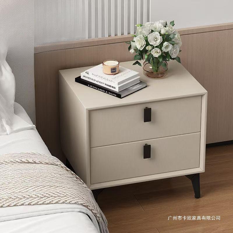 实木皮质整装现代床头柜简约高级卧室储物柜家用床边柜轻奢收纳