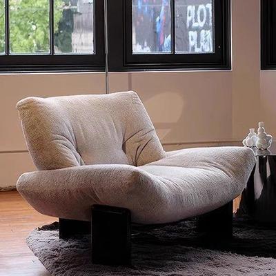 轻奢设计师休闲沙发椅 Emmi 埃米皮艺布艺休闲椅极简白蜡木洽谈椅