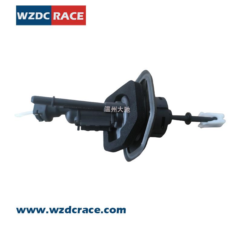 离合器配件离合器总泵BP4K-41-400C 3M517A543AE 1330266 1476806