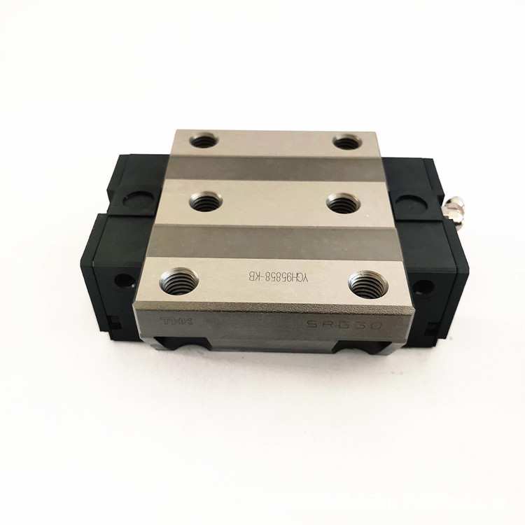 THK SRG30 SRG20A SRG45C SRG25C SRG55C SRG15A SRG35C 滚柱滑块