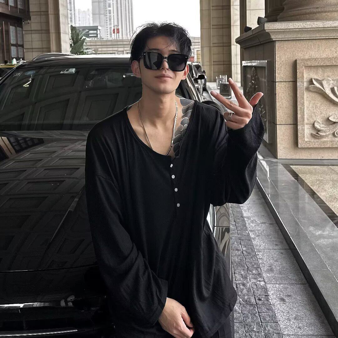 V领半开扣冰丝长袖T恤男垂感宽松慵懒风上衣透气薄款休闲打底衫
