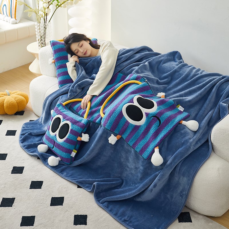 两用抱枕被毯子四季绒卡通可爱单肩手F提靠垫枕头被午休空调毯汽