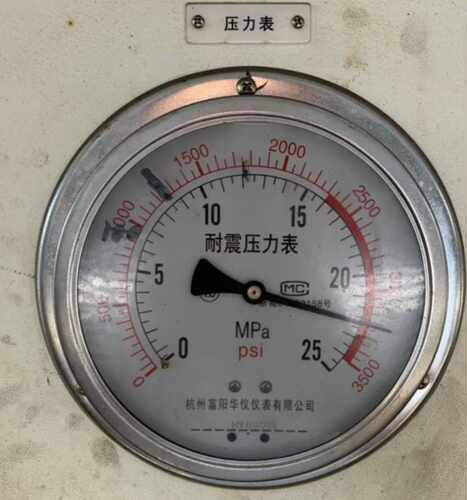 耐震压力表 YN-150ZT 轴向耐震压力表杭州富阳华仪仪表公司