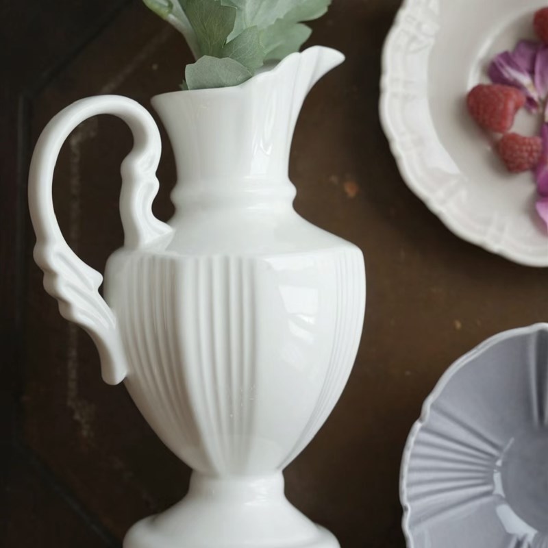 法式优雅浮雕陶瓷器花瓶含v把手陶瓷复古水培插花器皿摆件装饰花