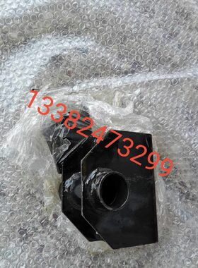 50福RGRG田雷沃收割机越版轮40拨禾台右超 割配件轴承座焊合