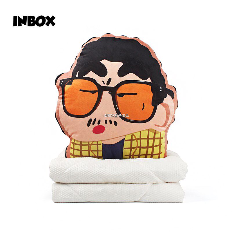 原创大号加厚可爱卡通车载两用抱枕被办公室沙R发靠垫午睡空调被