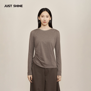 JUST SHINE/时晒简约圆领长袖侧边褶皱设计修显瘦基础款打底衫