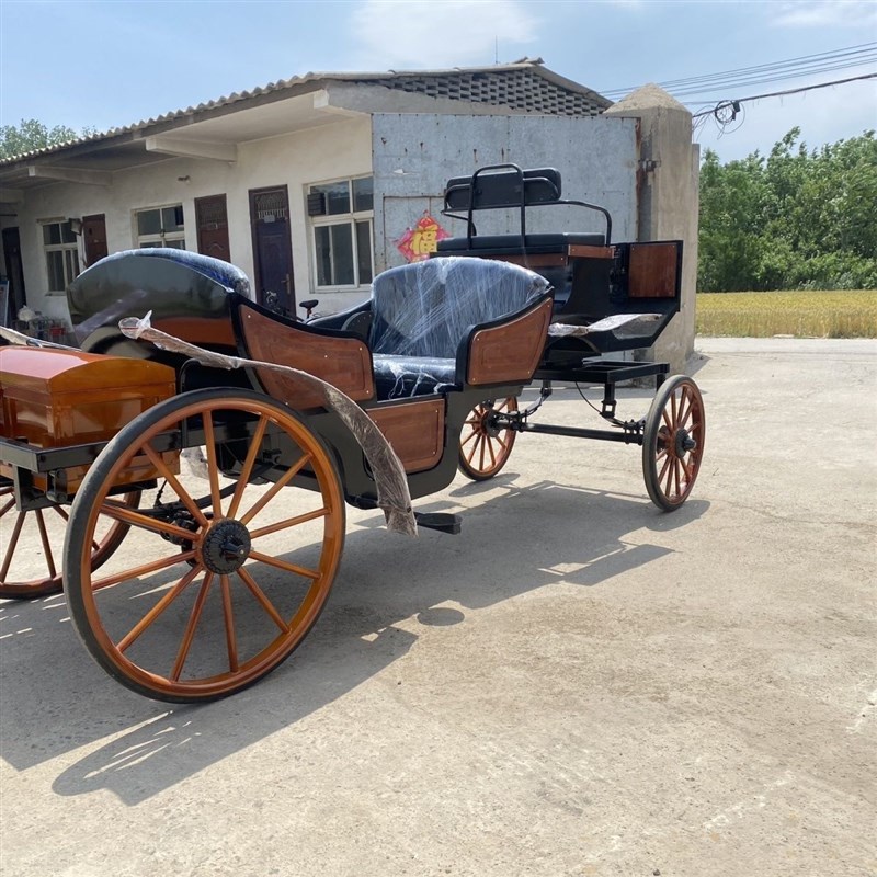 欧式户外复古观光马车铁艺定制婚纱拍摄影视道具马车旅游厂家直销